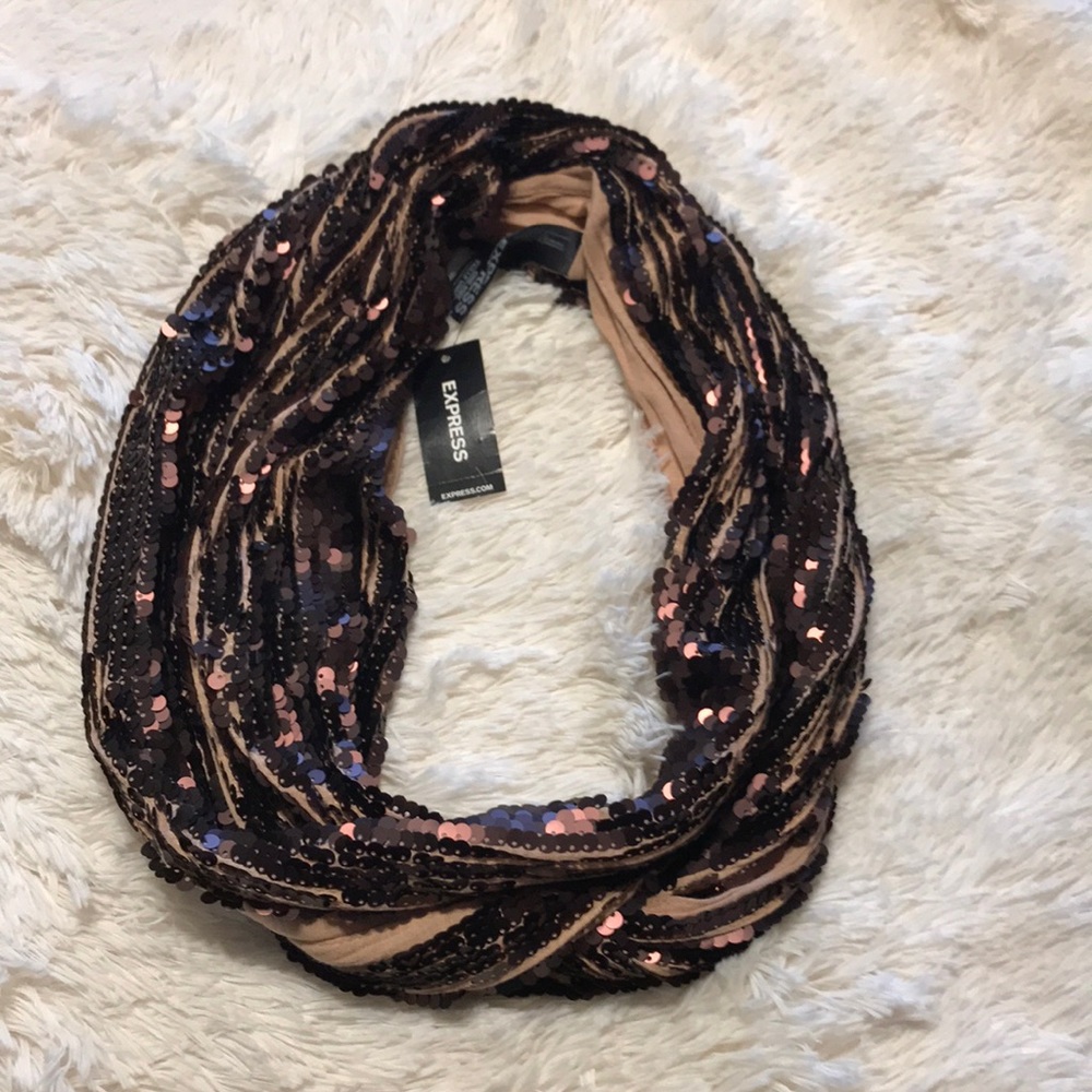 NWT sequined scarf